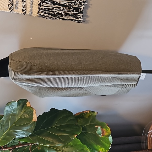 Athleta Switchback Pullover Sweater - Picture 4 of 7